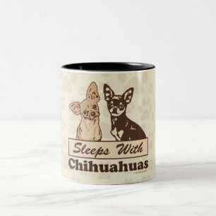 Sömnar med Chihuahuas Två-Tonad Mugg