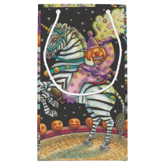 SÖMNIG HOLLOW CIRCUS CLOWN, UNICORN ZEBRA GIFT BAG (Baksidan)