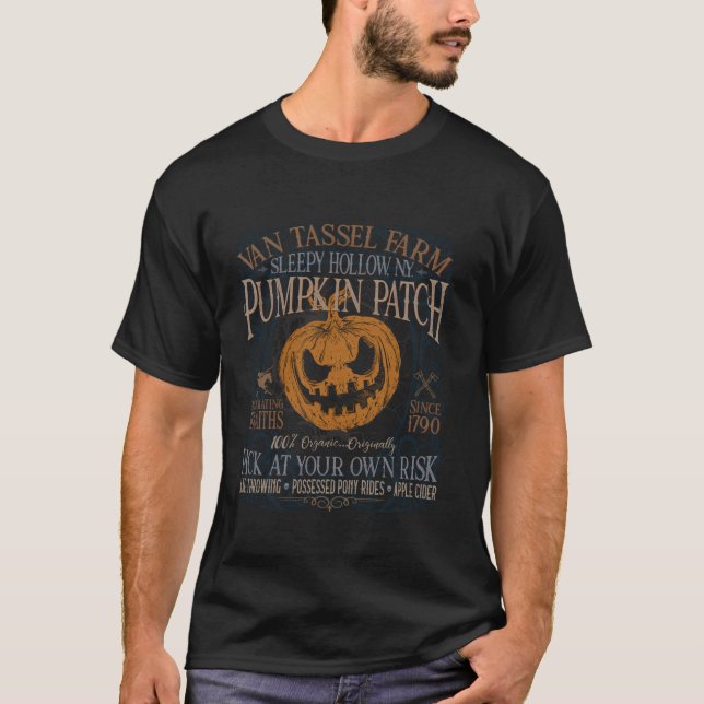 Sömnig Hollow Pumpkin Picking Farm Funny Halloween T Shirt (Framsida)