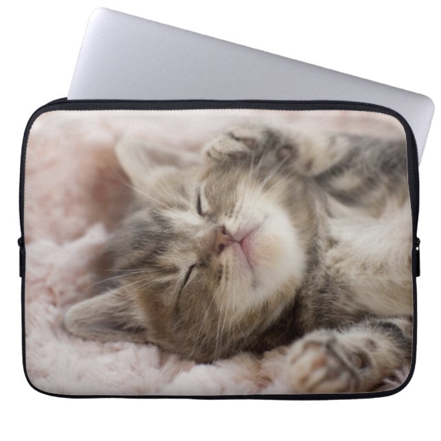 Sömnig kattunge laptop sleeve (Framsidan)