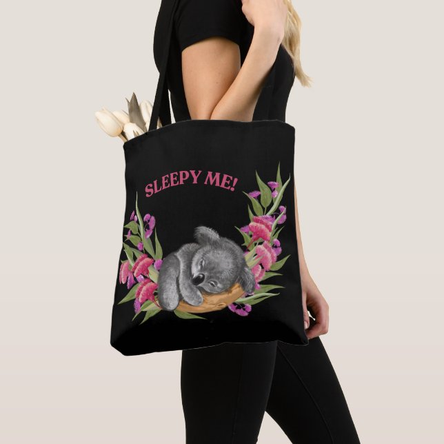 Sömnig Koala Tote Bag - Mysigt- och Cute Design" Tygkasse (Närbild)