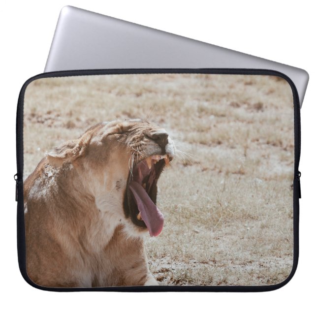 SÖMNIG LEJON LAPTOP FODRAL (Framsidan)