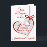 Son 1:a Bröllop-årsdagen Kort<br><div class="desc">Ett vackert 1:a bröllop-jubileumskort för din son och dotter. Önska dem väl med detta högtidliga hälsningskort för personliger. Det har ett rött hjärta som hänger från ett band. Ett vackert sätt att visa kärlek för lycklig paret.</div>