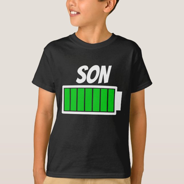Son Hög batterilivsenergi i Humor T Shirt (Framsida)