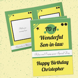 Son i grönt och gult grattis på födelsedagen kort