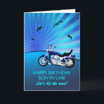 Son i Law Birthday Motorcycle Sunset Card Kort<br><div class="desc">Grattis på födelsedagen svärkort med motorcykel. Ett perfekt-kort för en biker. En blå motorcykel med stiliserad solnedgång och flygande fåglar. Vilken cykelentusiast som helst kommer kärlek att få ett sådant kort.</div>