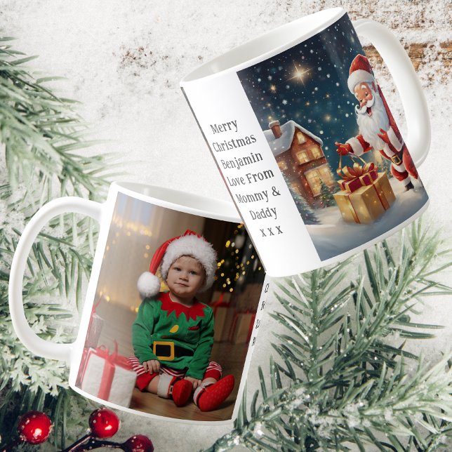 Son Photo | Santa Delivering A Gift | Vit kaffe Kaffemugg (Front And Back)