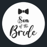 Son till Bride Bröllopsfest Family Son till G Runt Klistermärke<br><div class="desc">Son till Bride Bröllopsfest Family Son till Groom 2024</div>