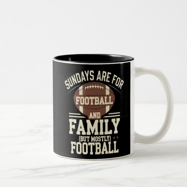 söndag är för familjen och fotboll Två-Tonad mugg (Höger)