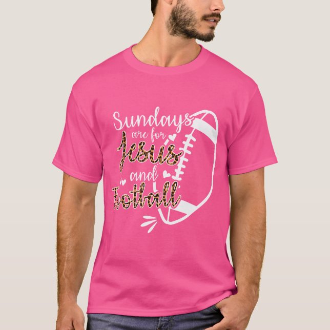 Söndag är till för Jesus och fotboll T Shirt (Framsida)