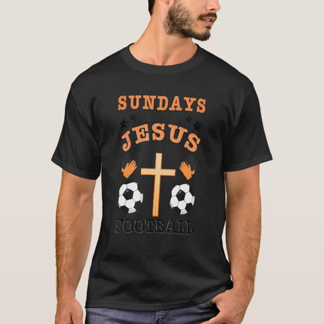 Söndag är till för Jesus och fotbollstron Kor T Shirt (Framsida)
