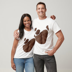 Sönderriven t-shirt med fejkade abs (mörk hy)
