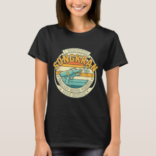 Songkran 2026 överlevande rolig thailändsk nyår t shirt
