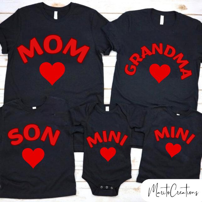 son's t-shirt on mother's and father's day (Skapare uppladdad)