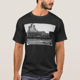 Soo fodrar motorn på Manitowoc T-shirt