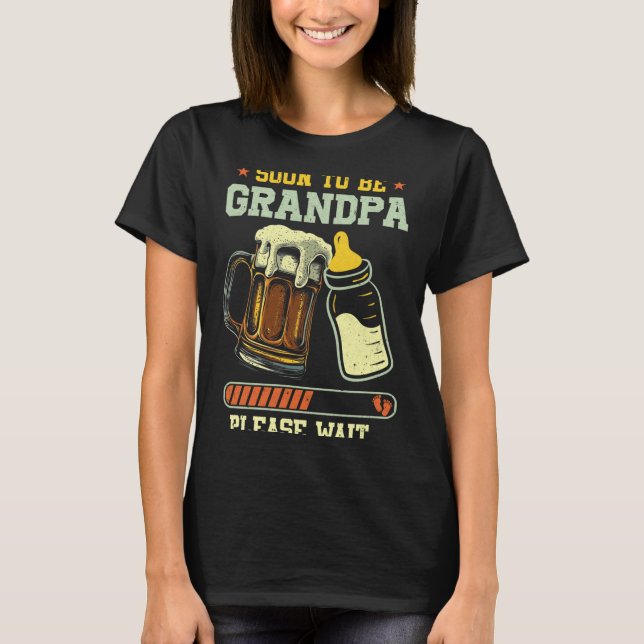 Soon To Be Grandpa Est 2025 Pregnancy Announcement T Shirt (Framsida)