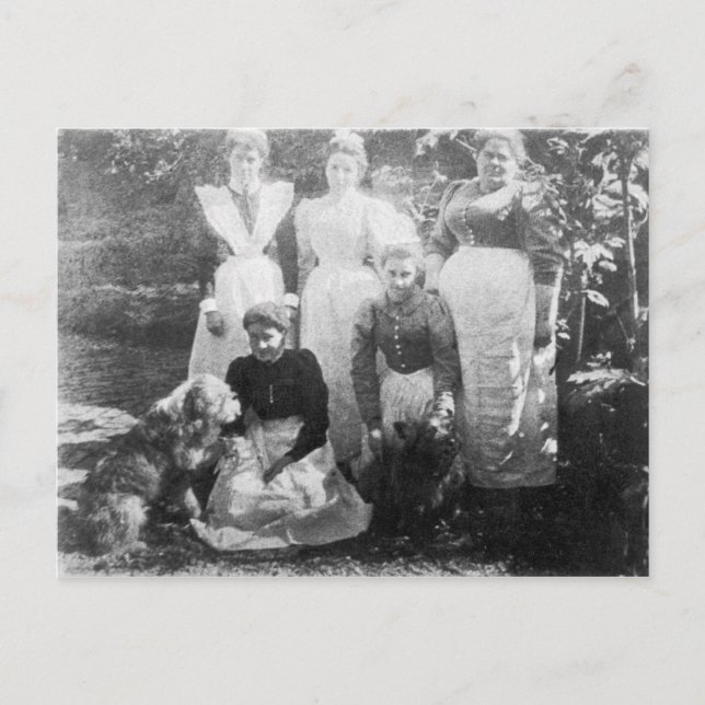 Sophia Farrell and maids, 1899 Vykort (Framsida)