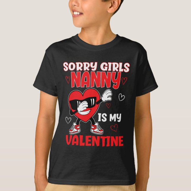 Sorry Tjejer Barnflickan Är Min Valentin Småbarn V T Shirt (Framsida)