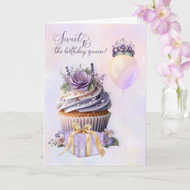 Söt 16-årsfirande drottning lila cupcake kort (Orkide)