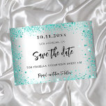Söt 16 silver teal grönt glitter glamorös spara datumet<br><div class="desc">Ett giftigt och trendig Spara datum för en svensk 16,  16:e födelsedagsfest. En faux silver tittar bakgrund som dekoreras med teal,  grönt faux glitter stoft. Anpassa och lägg till datum och namn/ålder. Texten: Spara datumet skrivs med ett stort trendig-handskript i stil.</div>