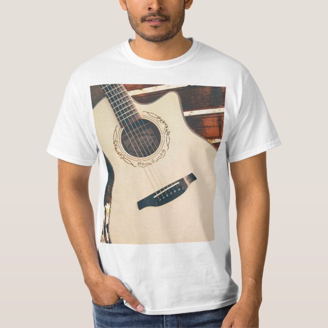 Söt Acoustic Guitar T Shirt (Framsida)