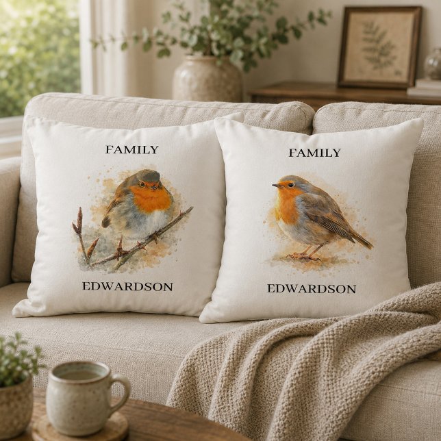 Söt akvarell rödhake fågel monogram familj kudde (Cute watercolor robin bird monogrammed family throw pillow. Beautiful pillow for bird lovers.)