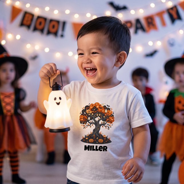 Söt anpassad halloween-träd t shirt (Skapare uppladdad)