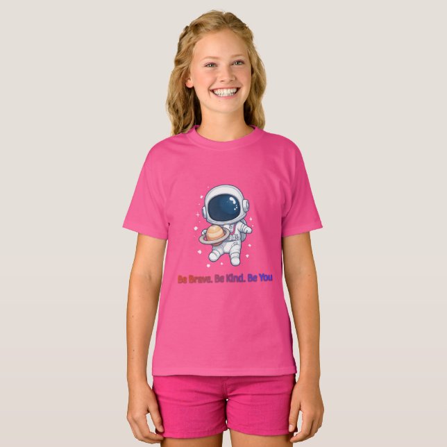 Söt astronaut Saturnus planet rymdutforskare T Shirt (Hel framsida)