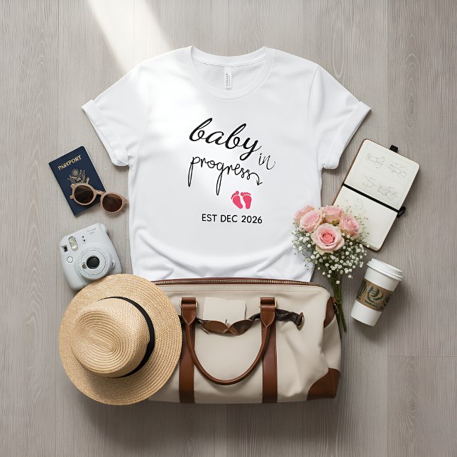 Söt babyflicka Fotavtryck Maternity Mamma- T Shirt (Skapare uppladdad)