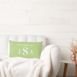 Söt bågrandig personlig kuddthrow med monogram lumbarkudde