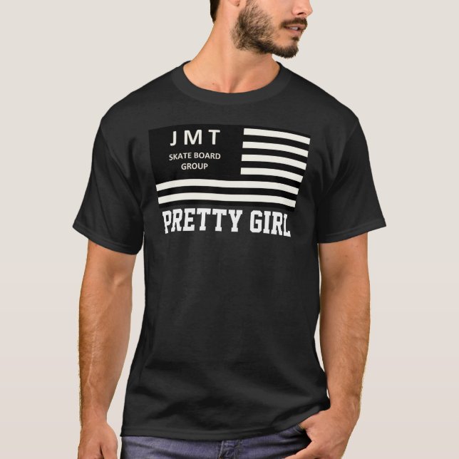 SÖT Basic Mörk T-Shirt (Framsida)
