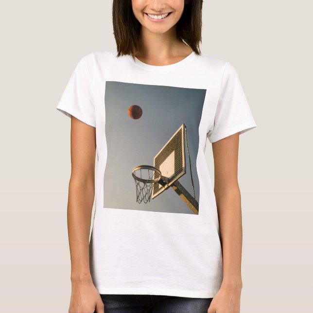 Söt Basketball Gift T Shirt (Framsida)
