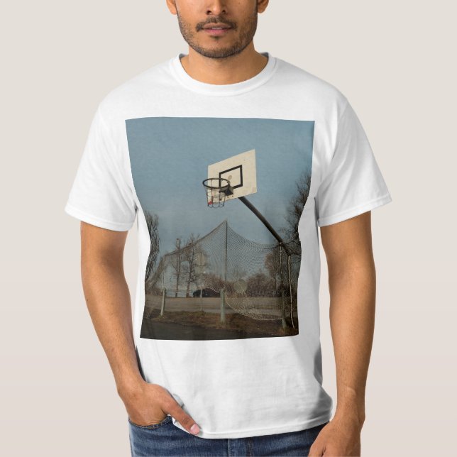 Söt Basketball T Shirt (Framsida)