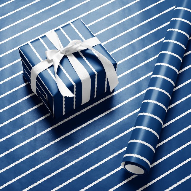 Söt, blå, vit helgdag i linjer presentpapper (Skapare uppladdad)