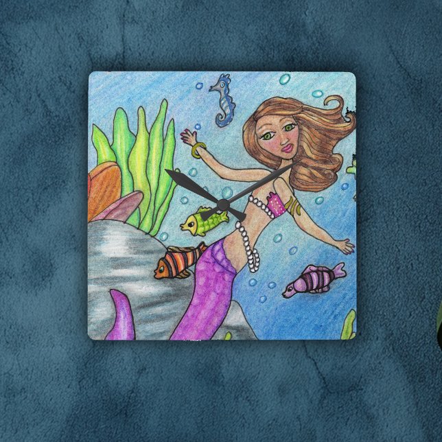 Söt Blond Sjöjungfru Pearls Rosa Svan i Oceanen Fyrkantig Klocka (Pretty pink mermaid in ocean by rocks with fish on square wall clock.)