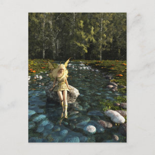 Söt Blonde Fairy Paddling i en skogsström Vykort