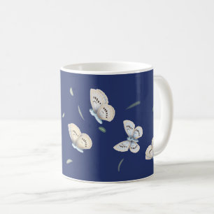 Söt Blue & Cream Butterflies in Flight Blue Kaffemugg