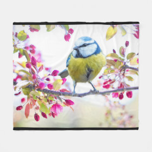 Söt Blue & Gult Bird på ett foto av Gren Fleecefilt