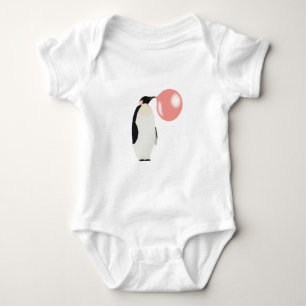 Söt bubbelgummipingvin som blåser bubbla t shirt
