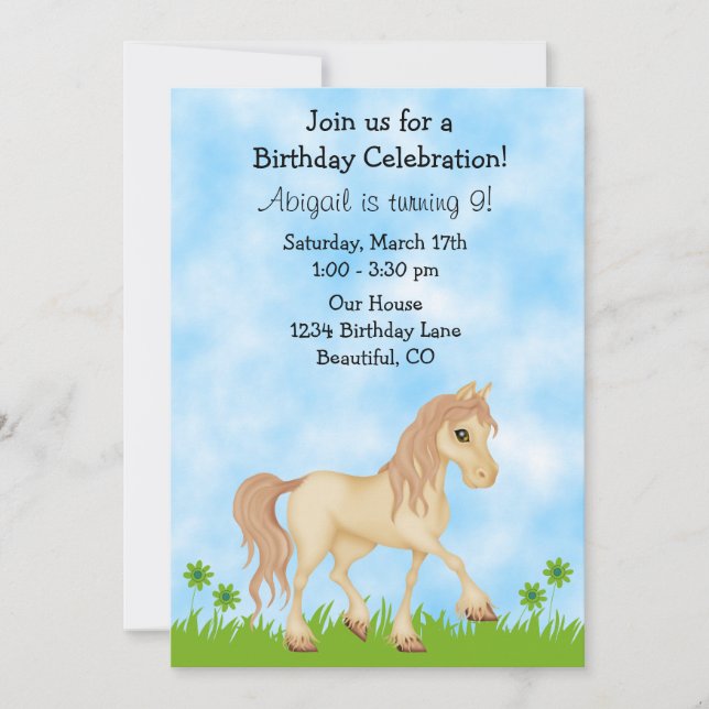 Söt Cream Horse Girls Birthday-inbjudan Inbjudningar (Framsida)