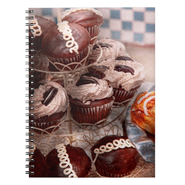 Söt - Cupcake - Cupcake berg Anteckningsbok (Framsidan)
