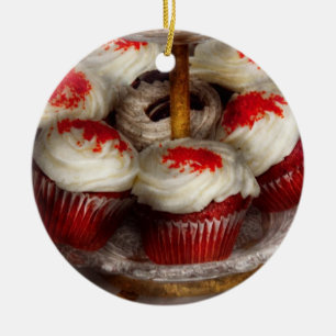 Söt - Cupcake - Röda sammetscupcakes Julgransprydnad Keramik
