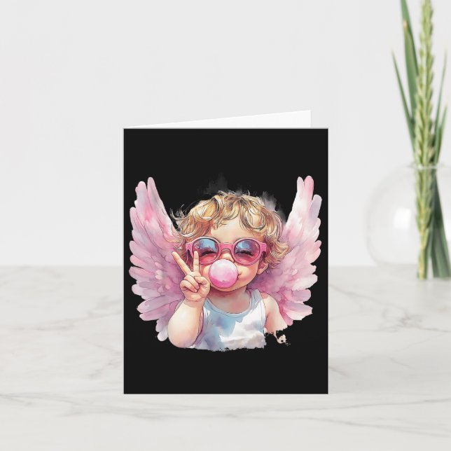 Söt Cupid som blåser bubbelgummi Sungles Alla hjär Kort (Framsida)