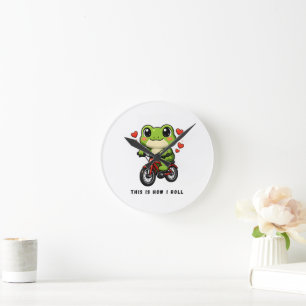 Söt Cyklande Groda   Kawaii Groda Cykel Konst Rund Klocka