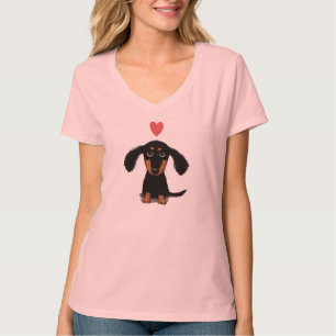 Söt dachshund-valp med rosa hjärta t-shirt