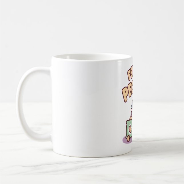 Söt duva och potatischips känner sig hungrig kaffemugg (Vänster)