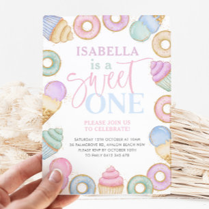 Söt en Pastel Cupkaka Donut 1:a födelsedagen Inbjudningar