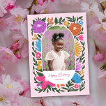 Söt Färgfyllda Blommigtar Foto Grandma Birthday Kort<br><div class="desc">Det här vackra födelsedagsfotohälsningskortet för mormor har en blommigt i hand plockade i magenta/fuchsia-rosa, orange, gyllene gult, lila, blått och grönt över anpassningsbarnas färg-bakgrund (visas på ljus rosa). Stil i blommigtens utformning är nästan kritaktig som / pasteller. Ett ovalt/bågformat ram markerar ett foto av barndottern/-dotterdotterdotterdotterarna! Texten lyder: "Grattis på födelsedagen,...</div>