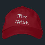 Söt Fire Magic Witch-citat Cream Red Broderad Keps<br><div class="desc">En söt kräm färg broderad,  röd basebollhatt med brassljus. Denna moderna häxor kan vara personlig till en namn eller annan text. En häxaktig presentidé.</div>