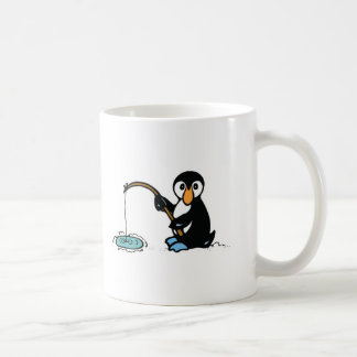 söt fiskande pingvin kaffemugg